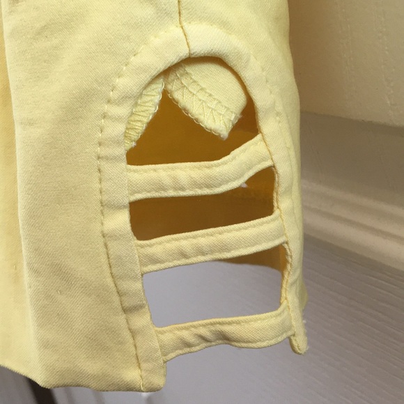 FINAL MARKDOWN Ladies’ Courtenay Capris (10P) - Picture 3 of 8